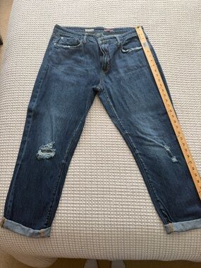 Pilcro Distressed Cropped Jeans in Dark Blue - Slim Boyfriend Cropped